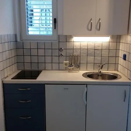 With A Parking Space Postira, Brac - 22664 Apartman Postira